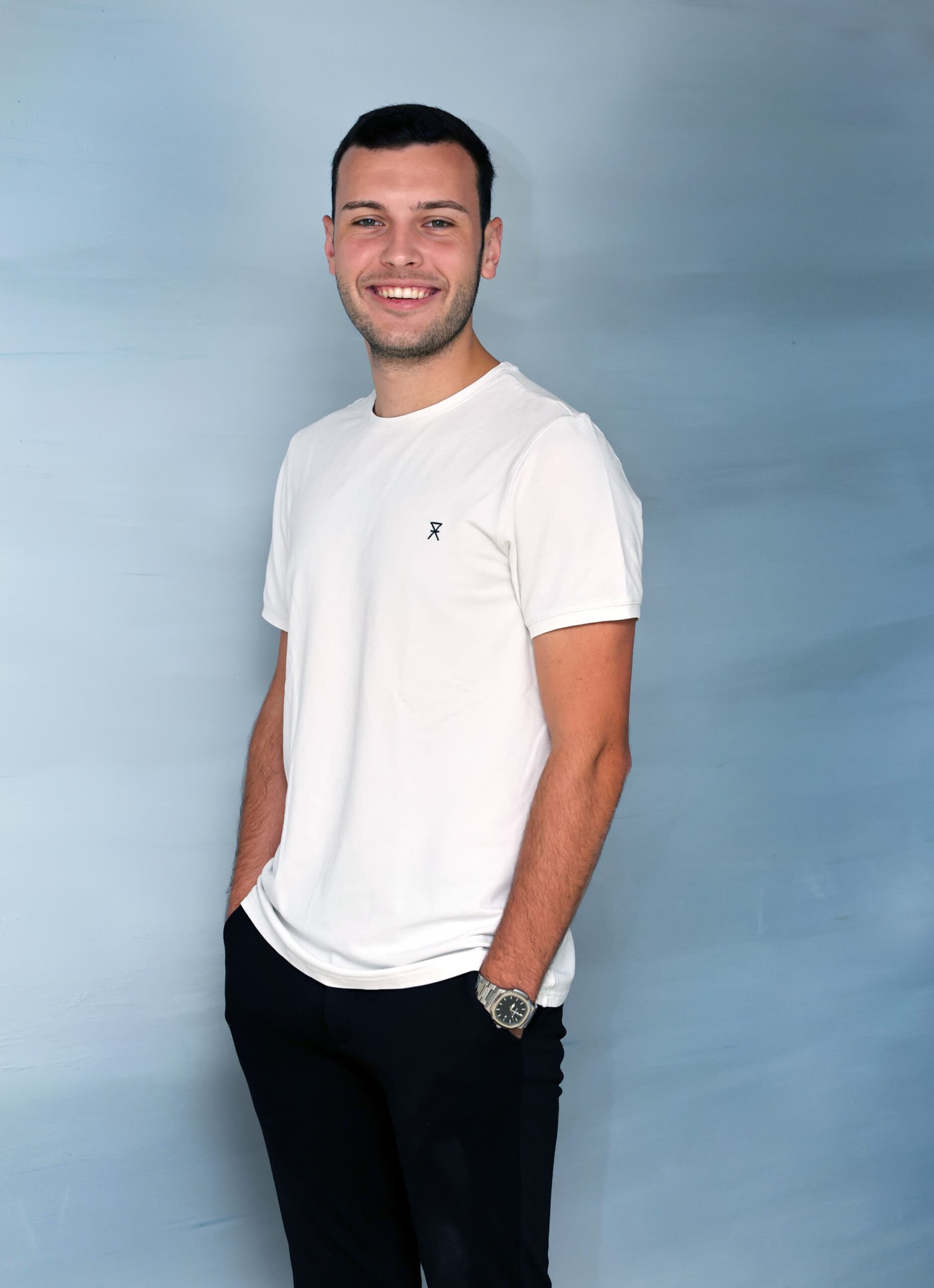 Porträtfoto des Anprechpartners Lukas Mahnkopf