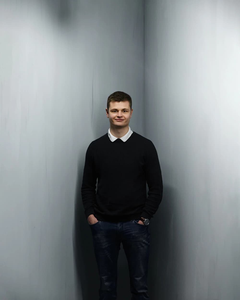 Porträtfoto des Anprechpartners Timo Wirries