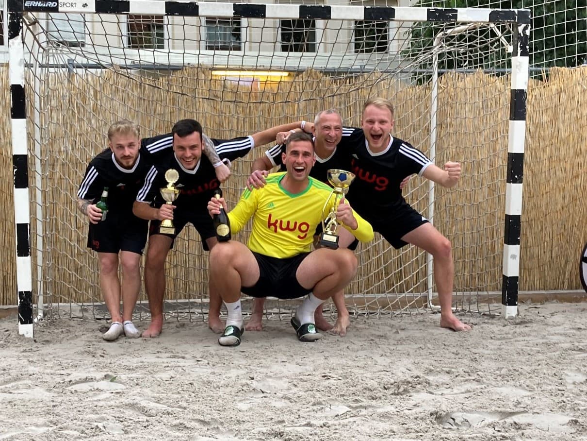 Vorschaubild des Presseartikels kwg holt Titel beim 11. Beach-Soccer-Cup