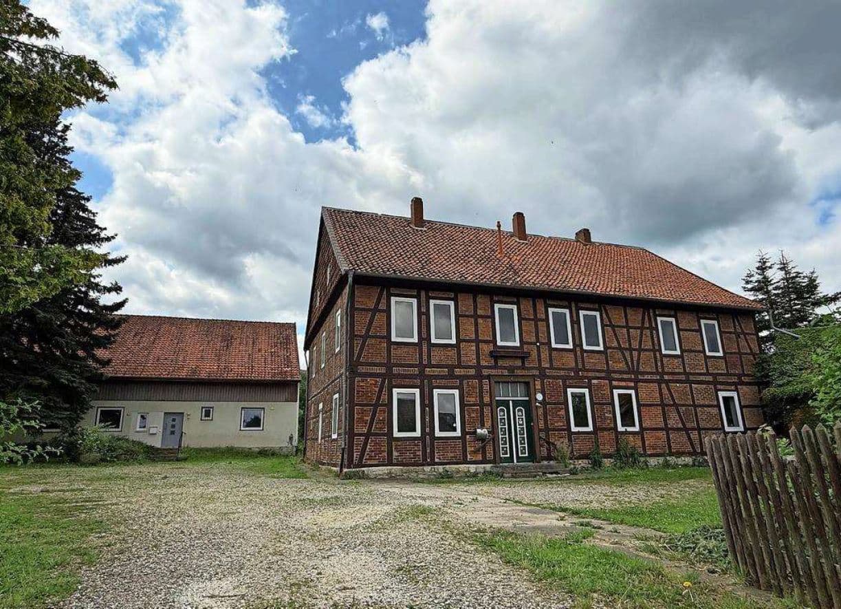Vorschau des Presseartikels kwg will in Diekholzen bauen: 35 neue Wohnungen in drei Mehrfamilienhäusern