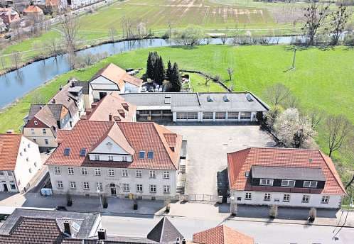 Vorschaubild des Presseartikels Das eine in der Warteschleife – das andere in den Startlöchern