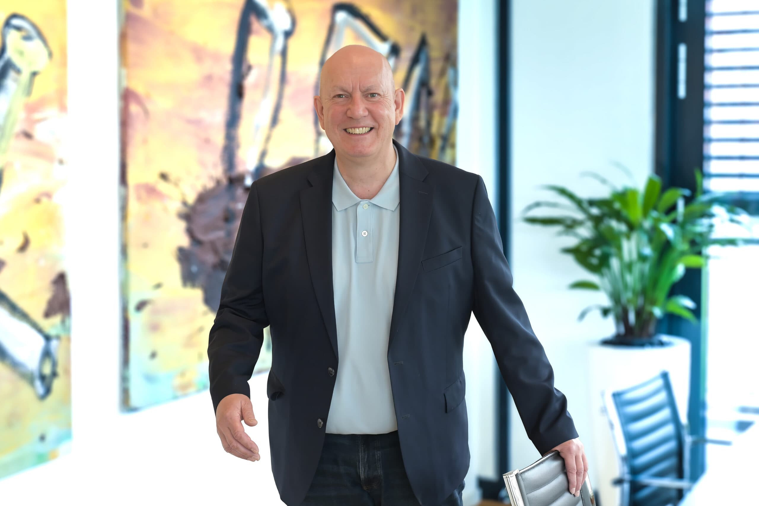Porträtfoto des Anprechpartners Ralf Oelkers