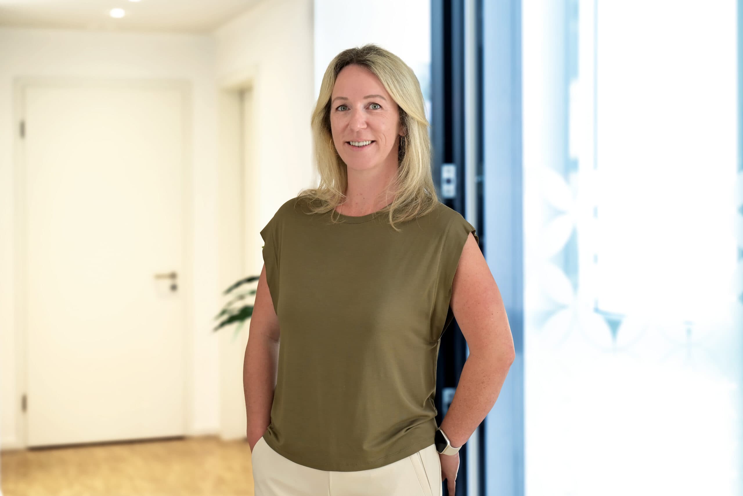 Porträtfoto des Anprechpartners Eva-Maria Rosin