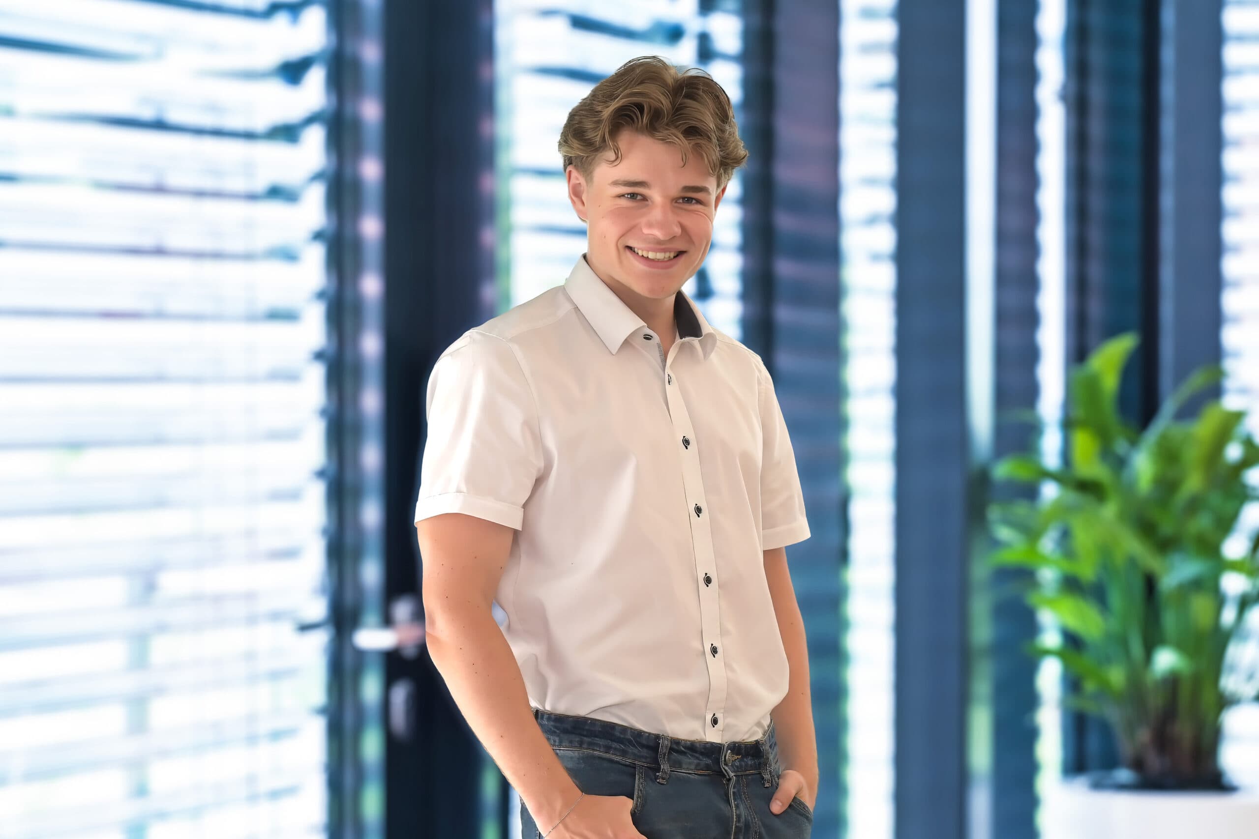 Porträtfoto des Anprechpartners David Ehrenteit