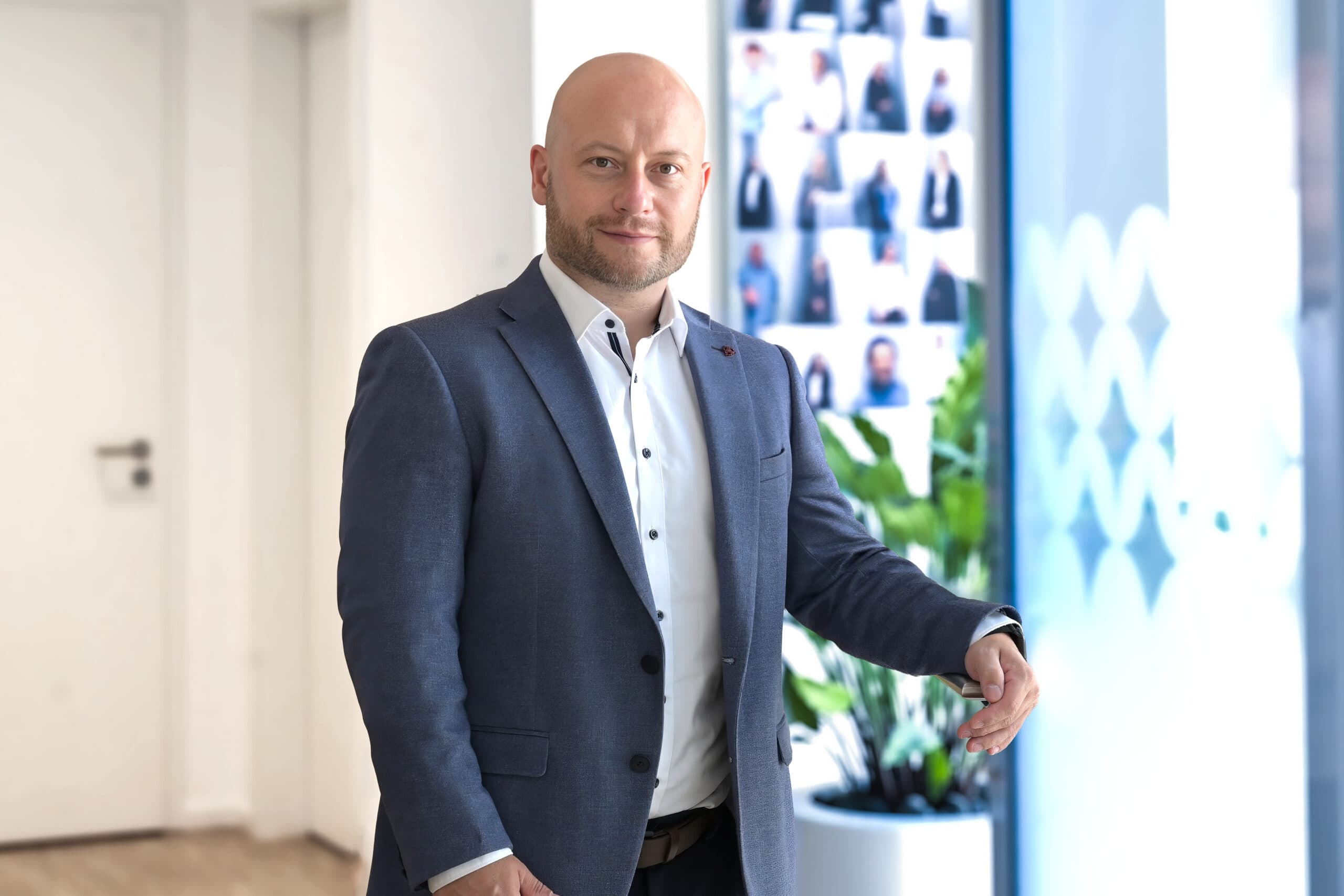 Porträtfoto des Anprechpartners Björn Zeiske