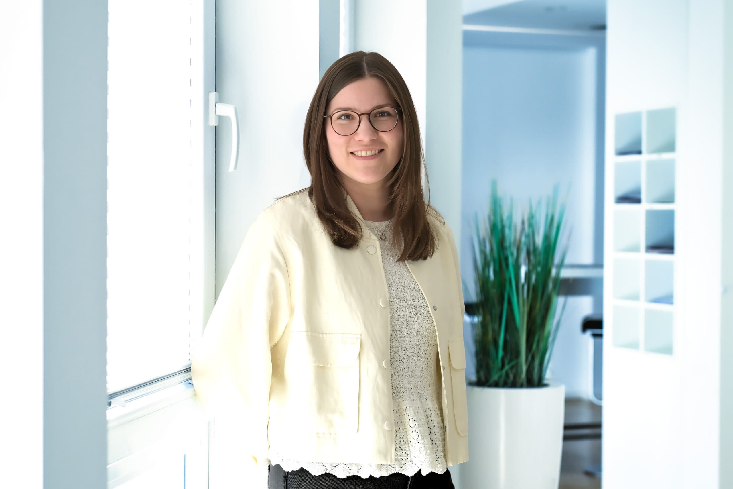 Porträtfoto des Anprechpartners Lina-Christin Bock