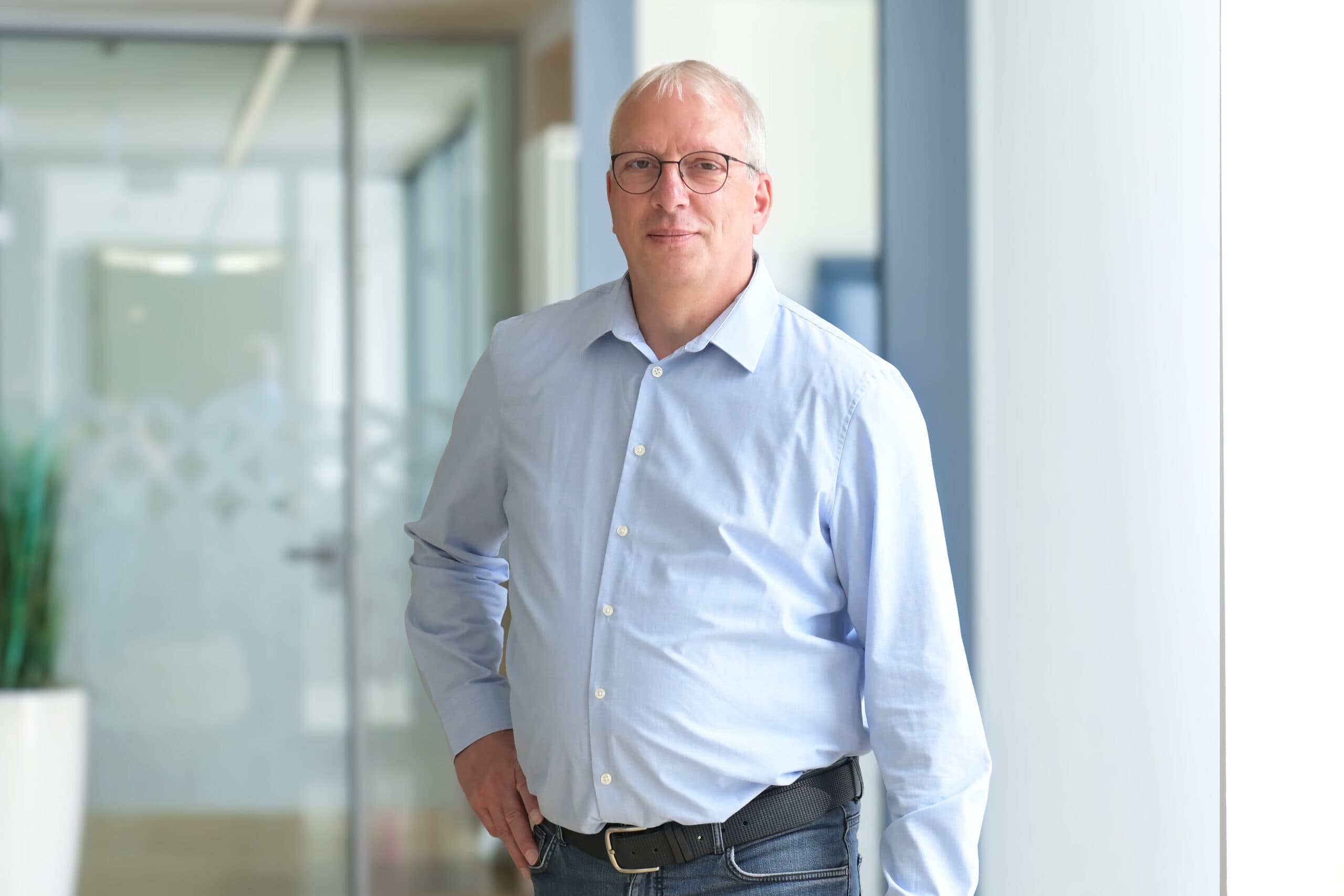 Porträtfoto des Anprechpartners René Randolph